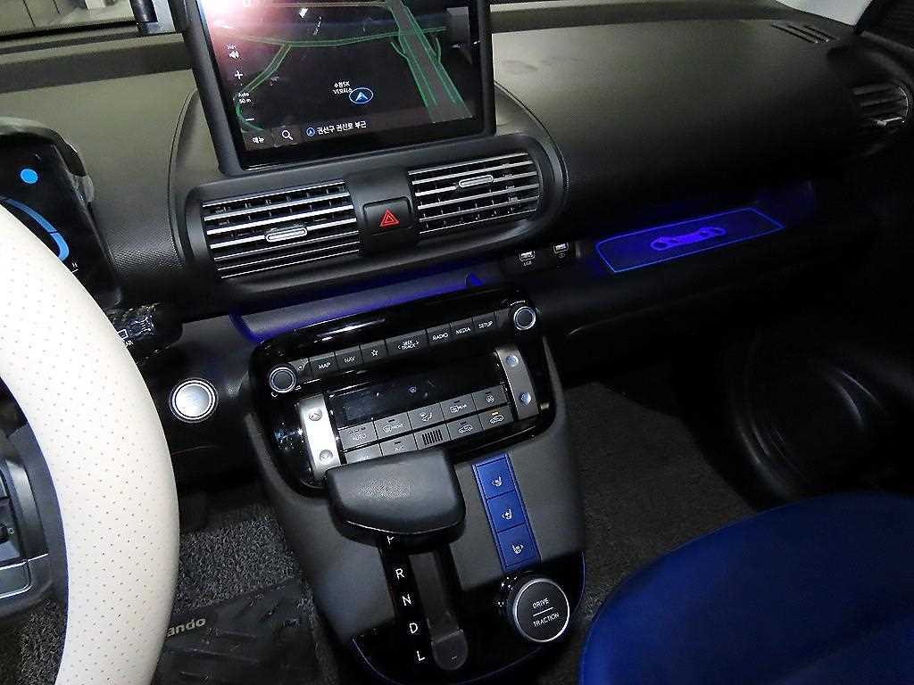 HYUNDAI Casper - Vista 11