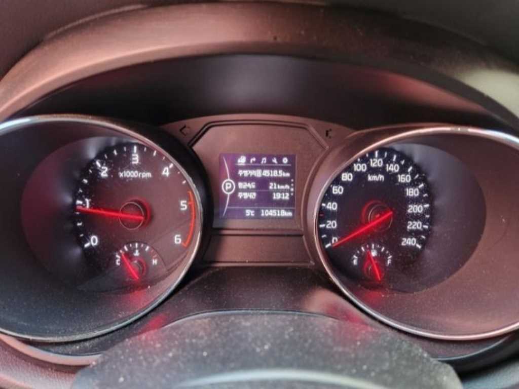 KIA Carnival - Vista 9