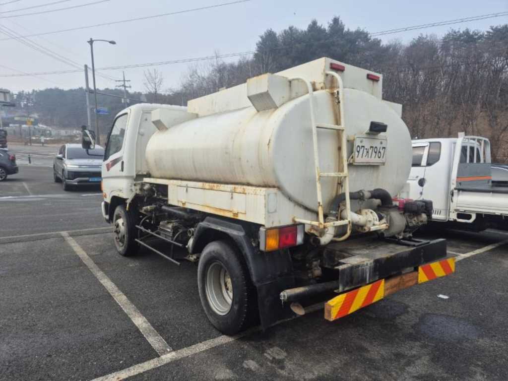 medium and large cargo Rory - Vista 4