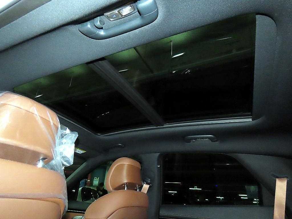 Genesis GV70 2023 Blanco - Importación desde Corea - HF Imports Iquique - Foto 14