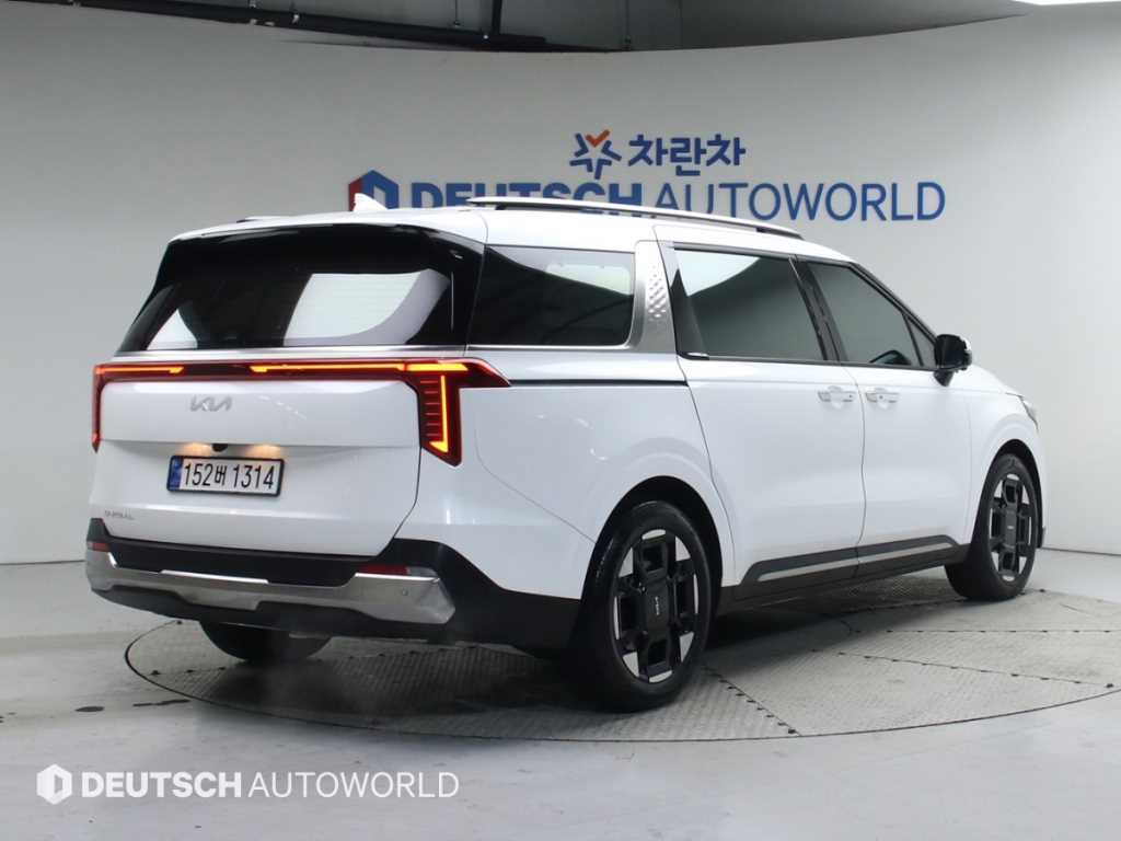 KIA Carnival - Vista 2