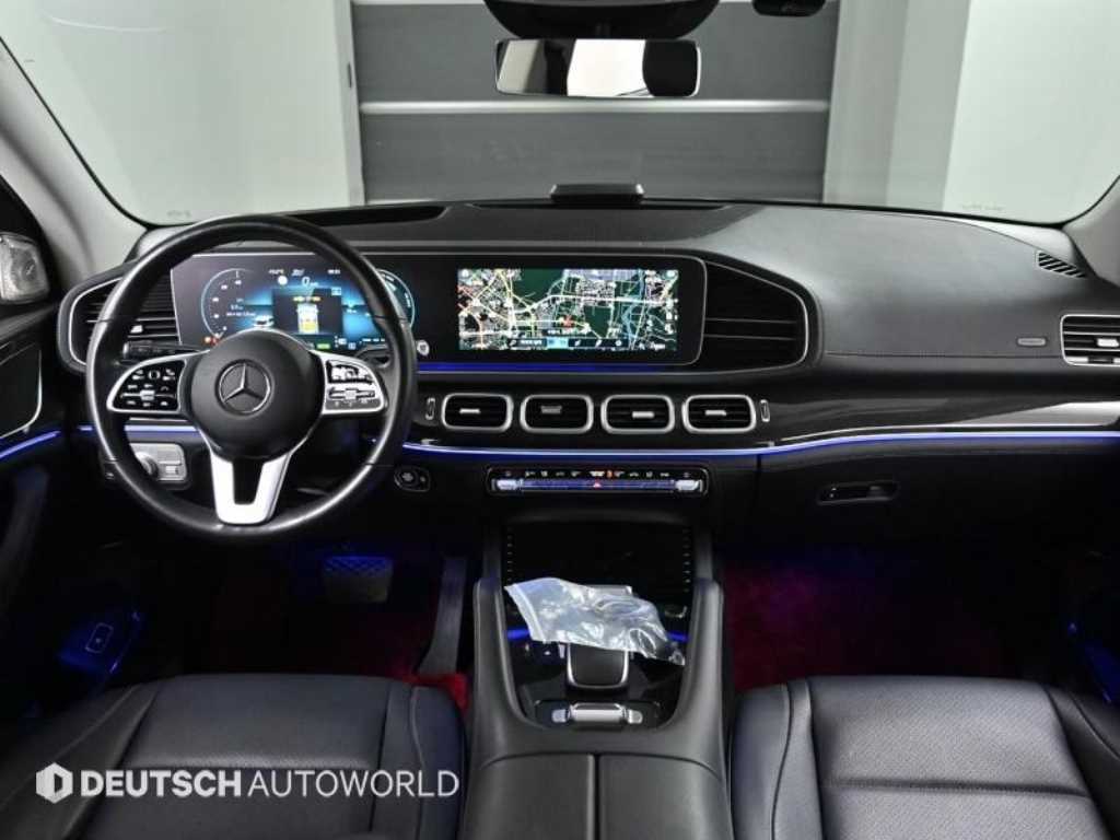 Mercedes Benz GLE Class - Vista 6