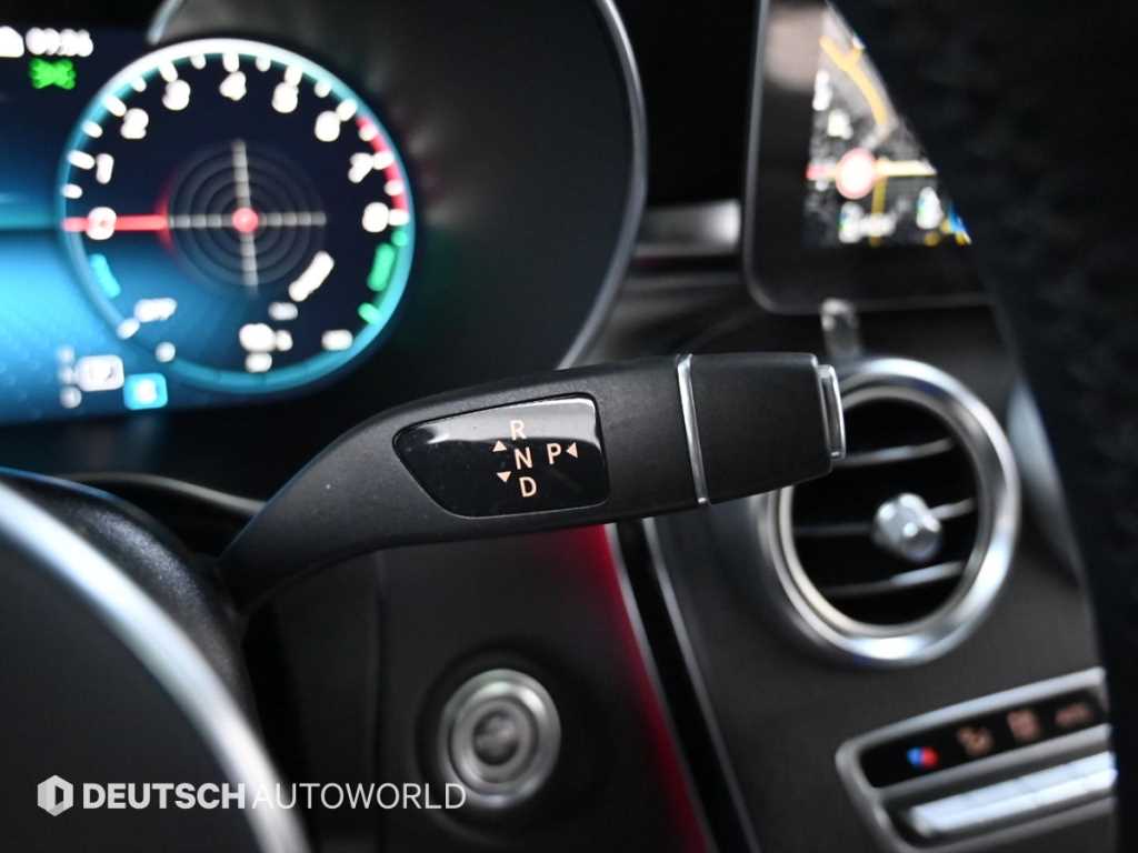 Mercedes Benz GLC Class - Vista 9