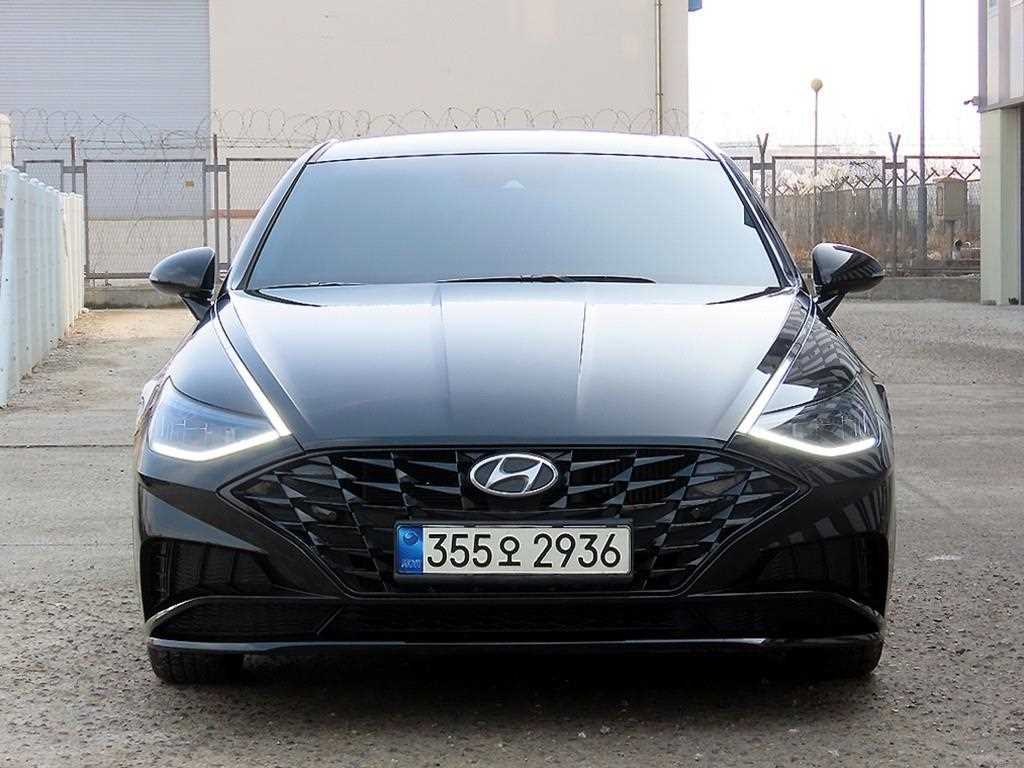 HYUNDAI Sonata 2022 Negro - Importación desde Corea - HF Imports Iquique - Foto 1