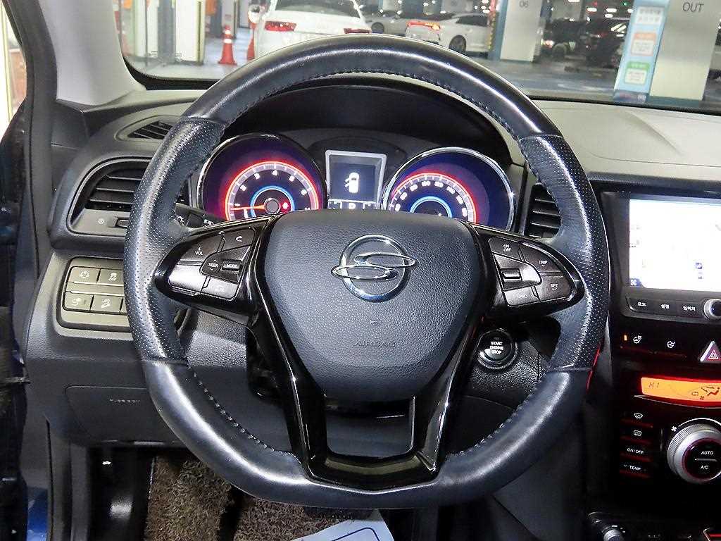 Ssangyong Tivoli - Vista 8