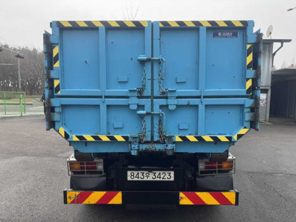 medium and large cargo apChoukJingae - Vista 5