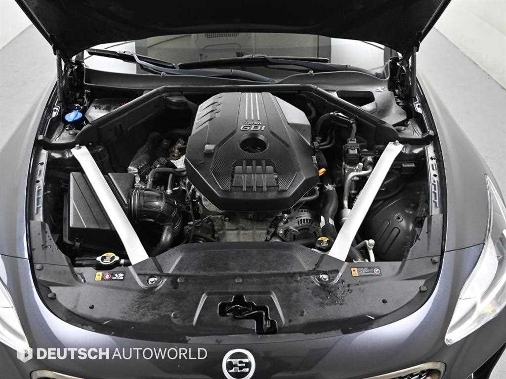 KIA Stinger - Vista 6