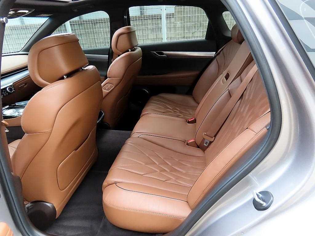 Genesis G80 - Vista 6