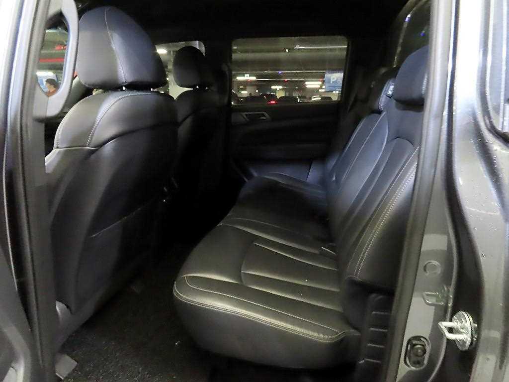 Ssangyong Rexton - Vista 7