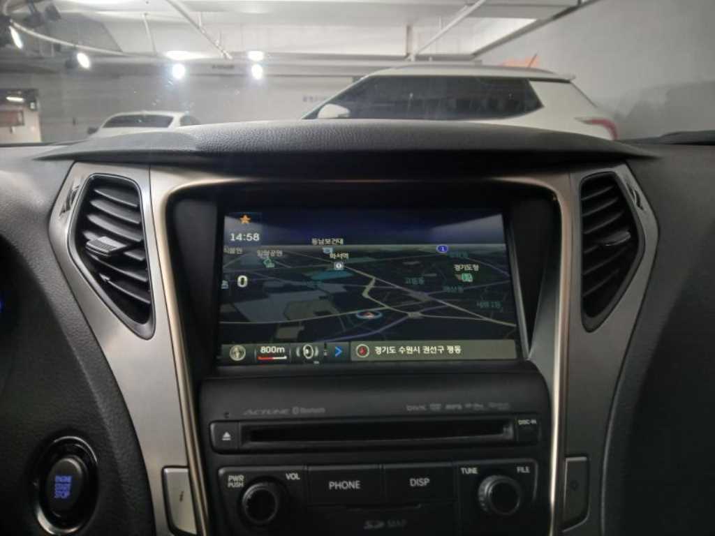 HYUNDAI Grandeur - Vista 11
