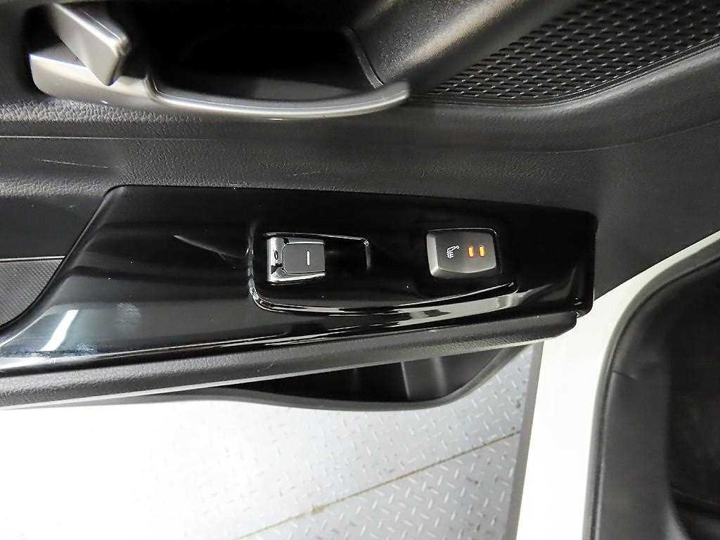 Ssangyong Korando - Vista 12