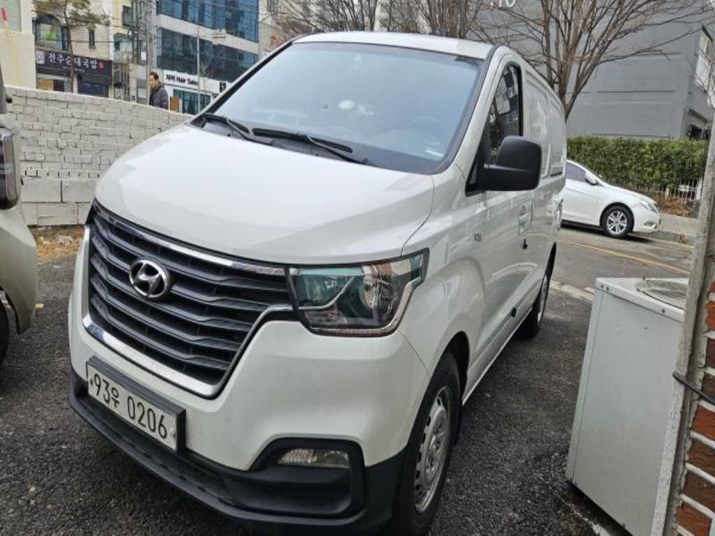 HYUNDAI Starex 2019 - Importación desde Corea - HF Imports Iquique - Foto 1