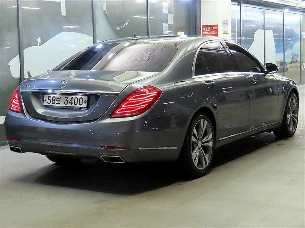 Mercedes Benz S Class - Vista 4