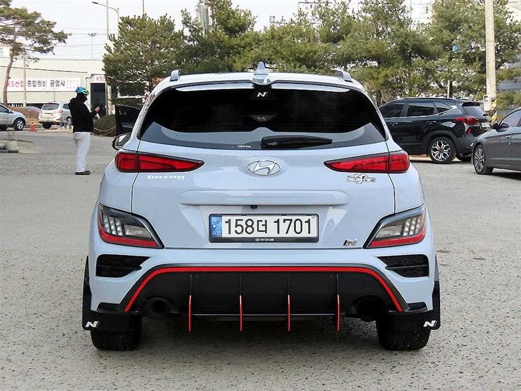 HYUNDAI Kona - Vista 4