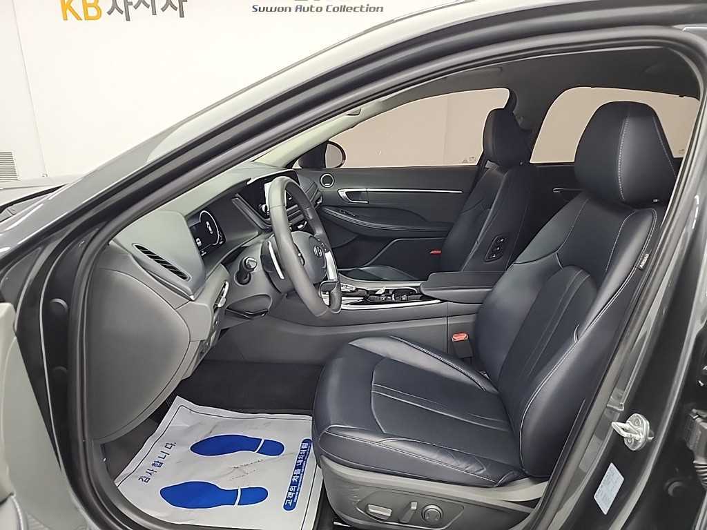 HYUNDAI Sonata - Vista 11