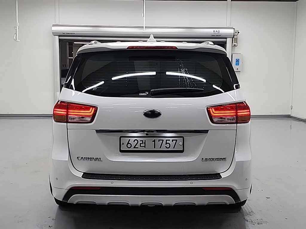 KIA Carnival - Vista 3