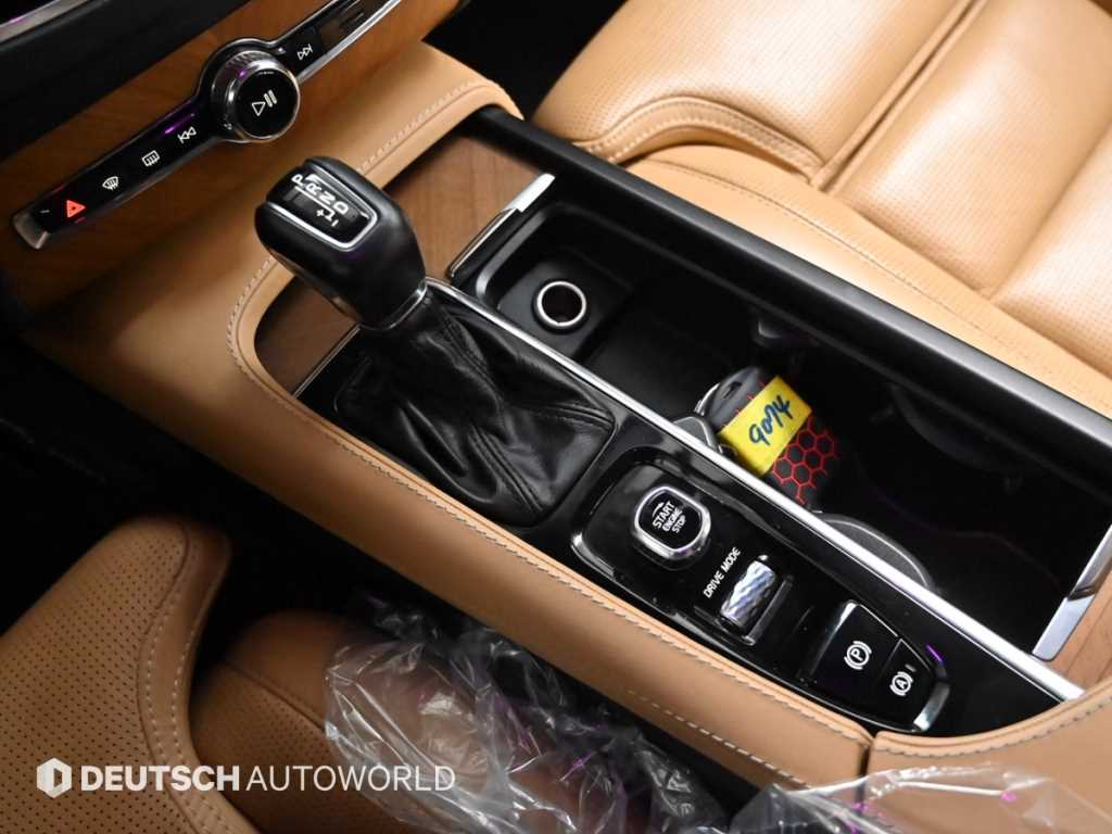 Volvo XC90 - Vista 9