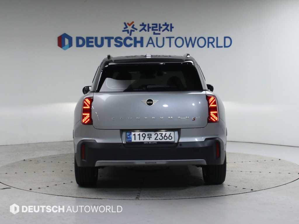 Mini Countryman - Vista 4