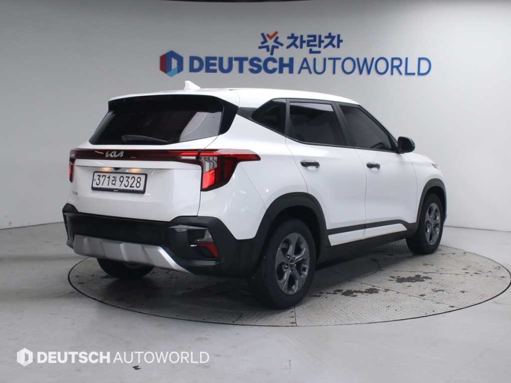 KIA Seltos - Vista 2