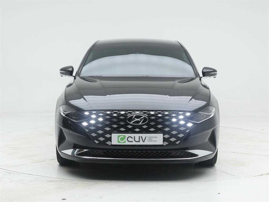 HYUNDAI Grandeur - Vista 2
