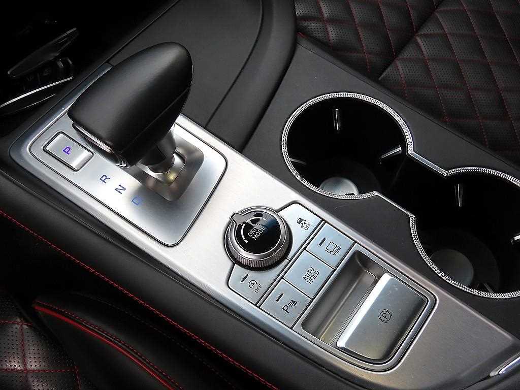 Genesis G70 - Vista 11