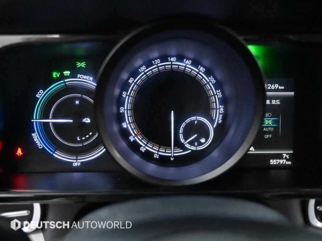 HYUNDAI Avante - Vista 8