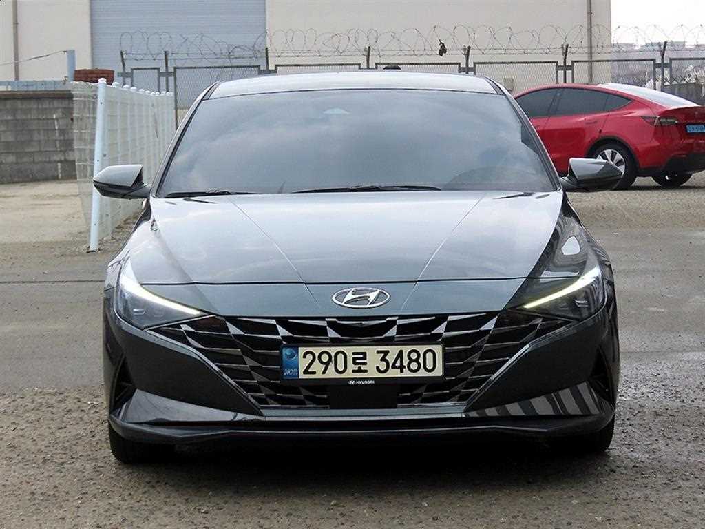 HYUNDAI Avante 2021 Gris - Importación desde Corea - HF Imports Iquique - Foto 1