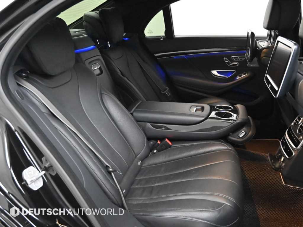 Mercedes Benz S Class - Vista 12