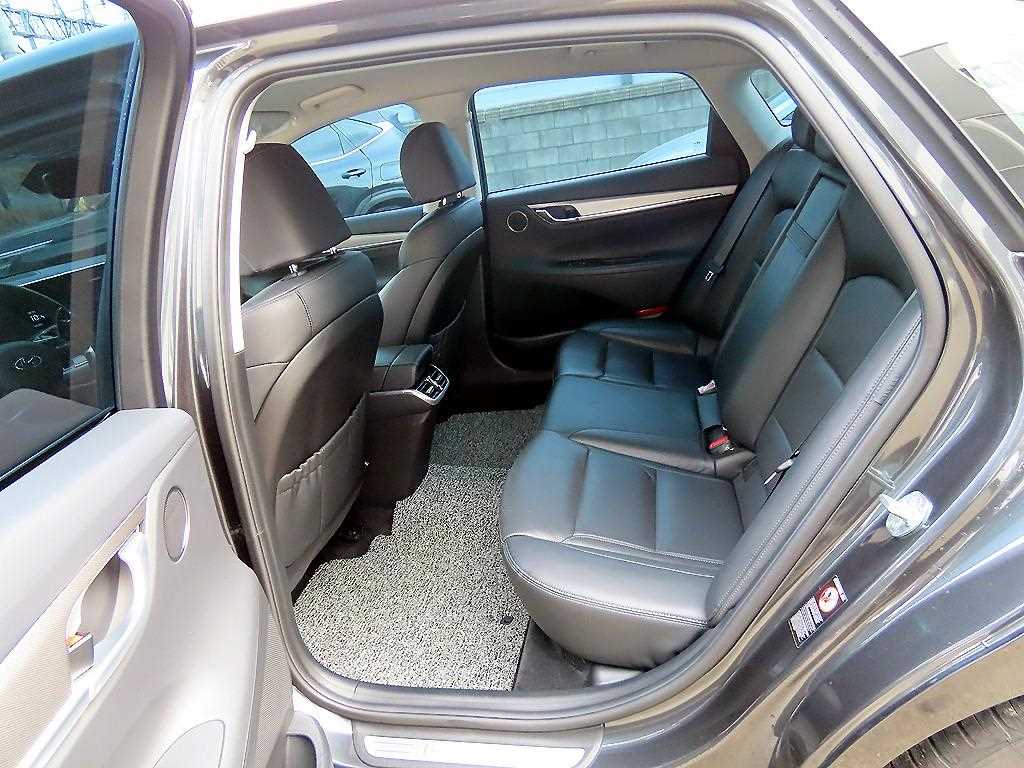 HYUNDAI Grandeur - Vista 6