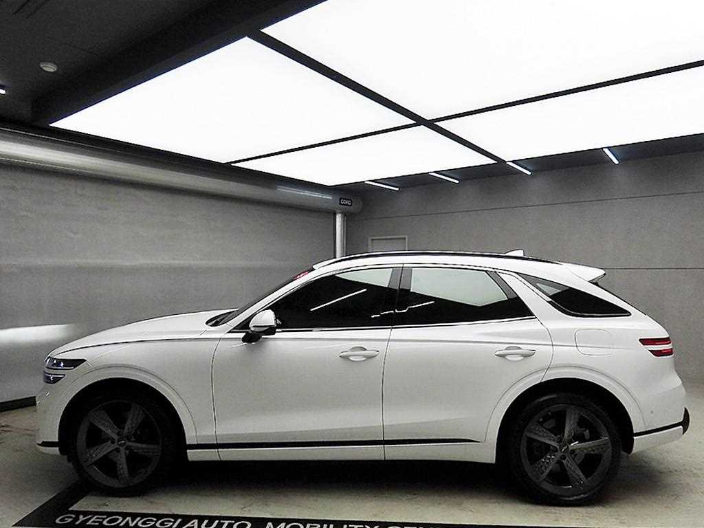 Genesis GV70 - Vista 4