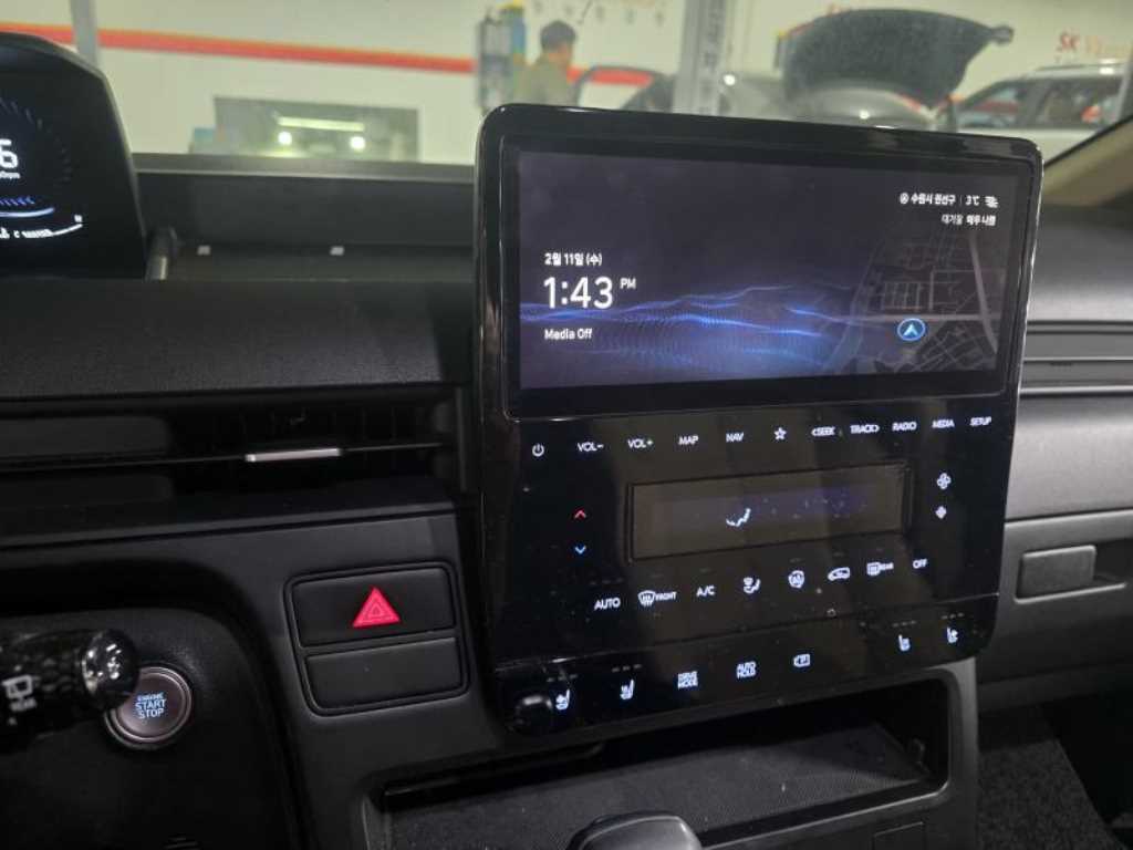 HYUNDAI Staria - Vista 3