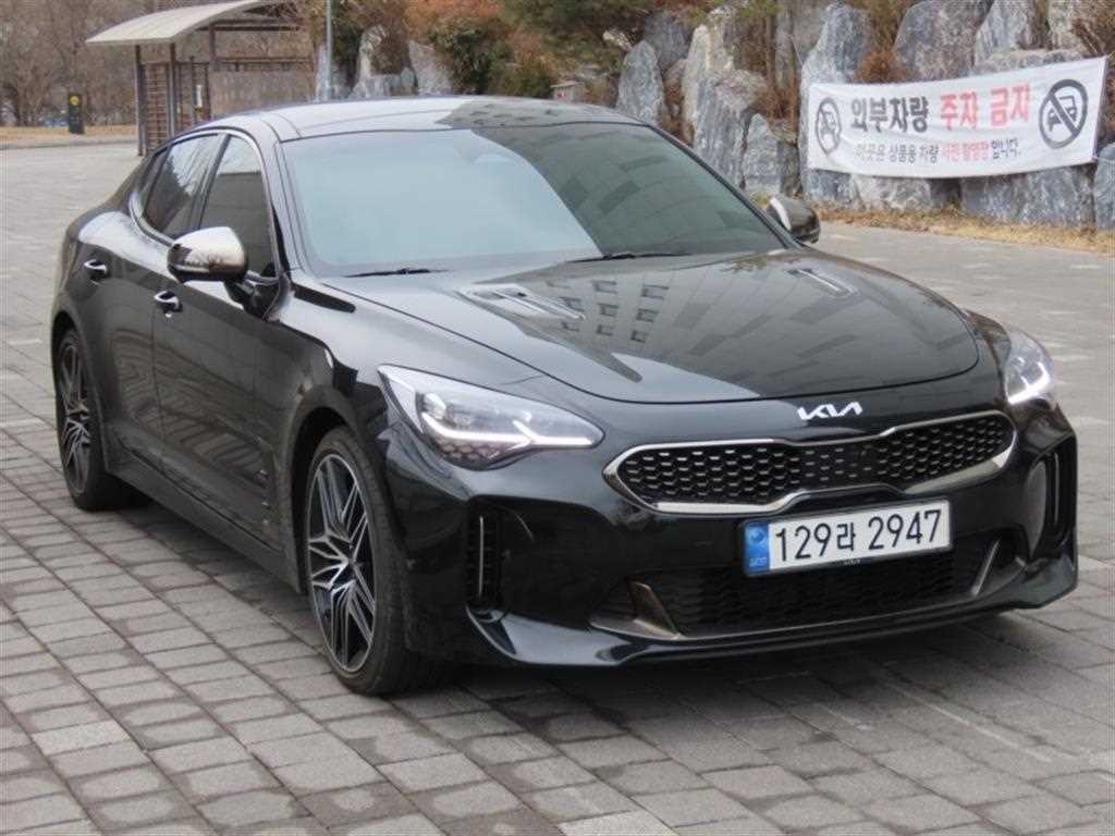 KIA Stinger - Vista 2