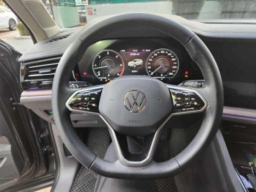 Volkswagen Touareg - Vista 6