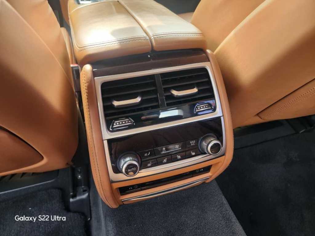 BMW 7 Series - Vista 9