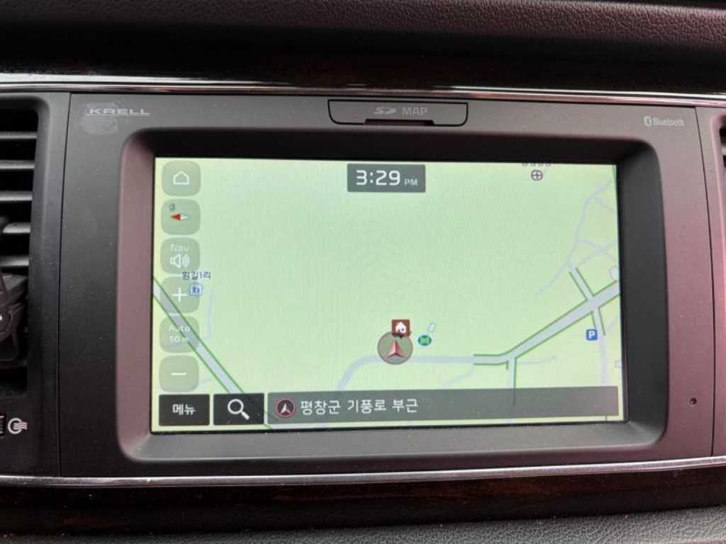 KIA Carnival - Vista 11