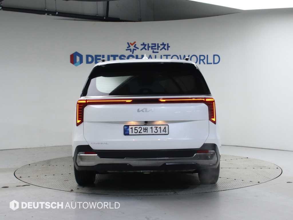 KIA Carnival - Vista 4