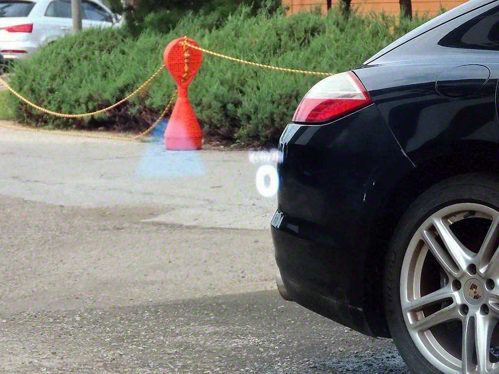 Volkswagen Golf - Vista 10