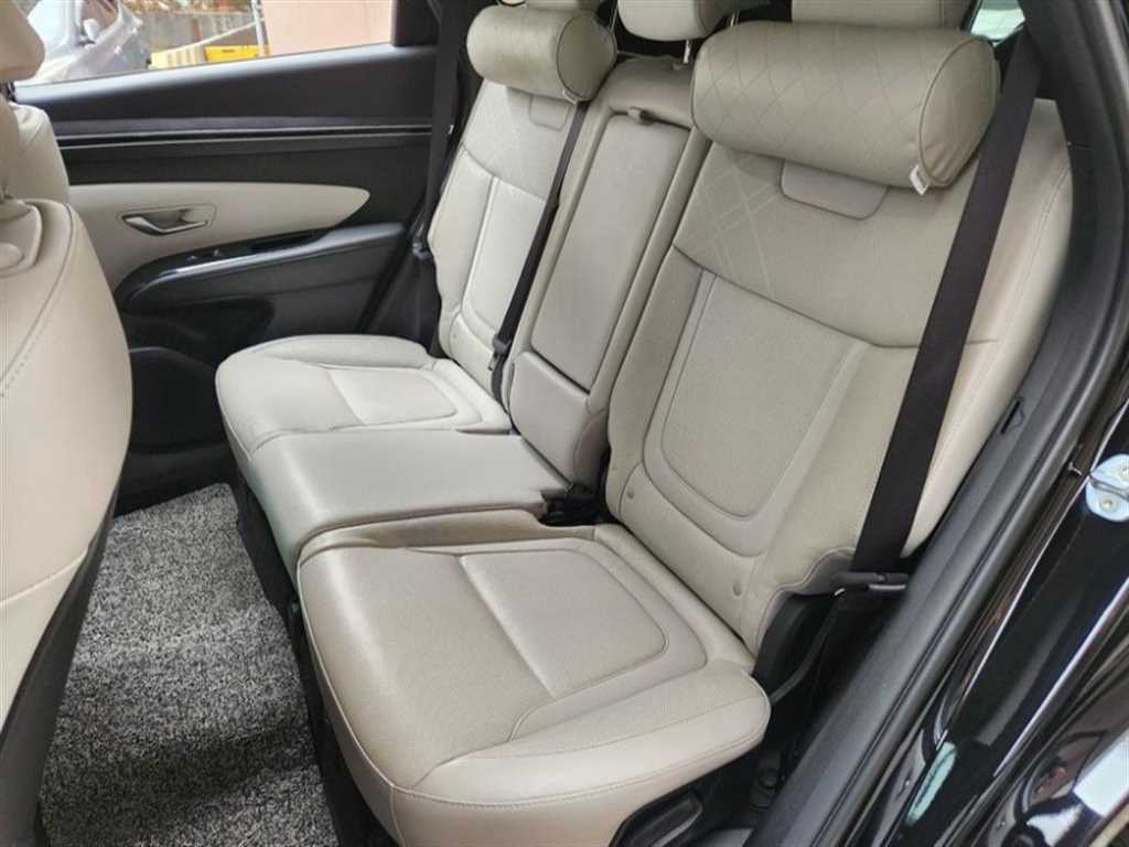 HYUNDAI Tucson - Vista 8