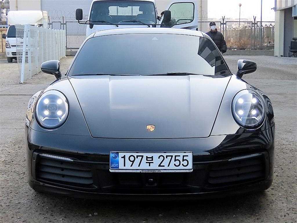 Porsche 911 2024 Negro - Importación desde Corea - HF Imports Iquique - Foto 1