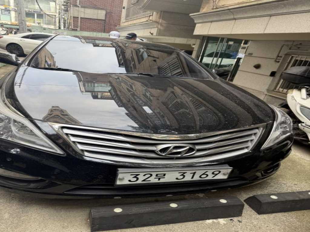 HYUNDAI Grandeur 2012 Negro - Importación desde Corea - HF Imports Iquique - Foto 1