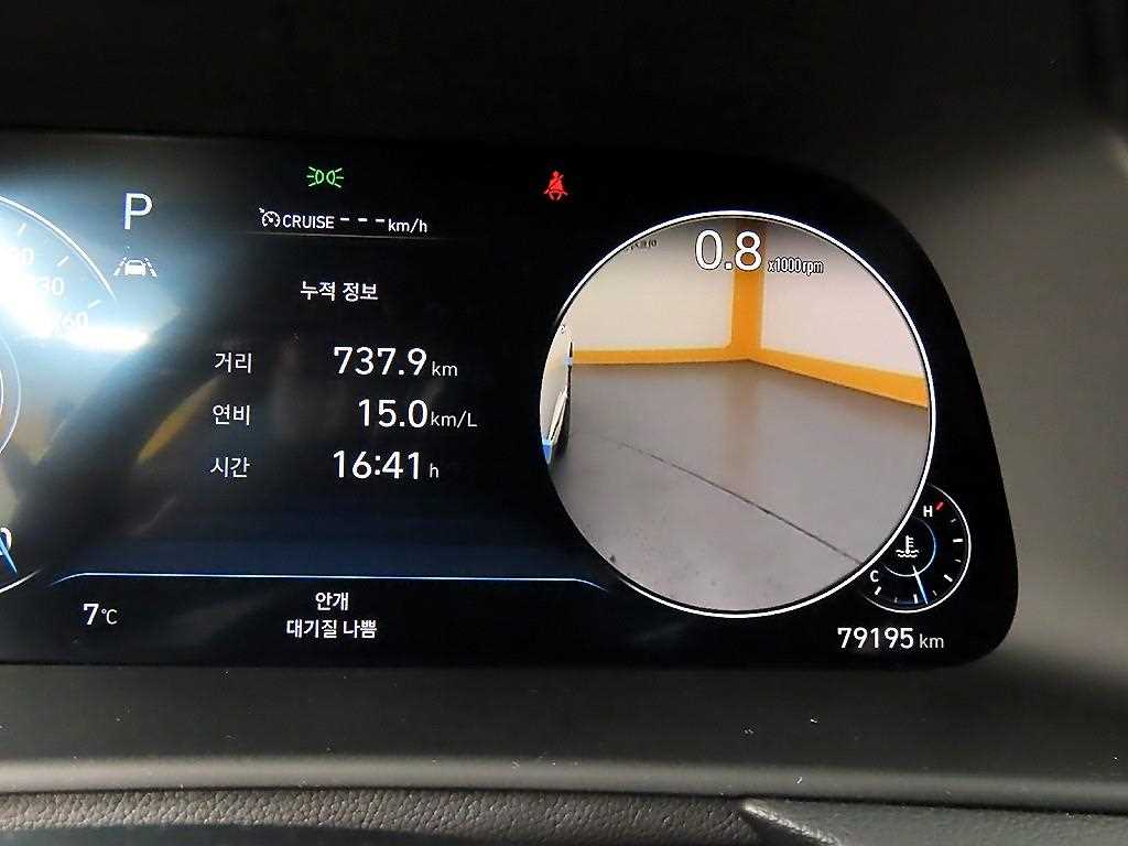 HYUNDAI Sonata - Vista 8