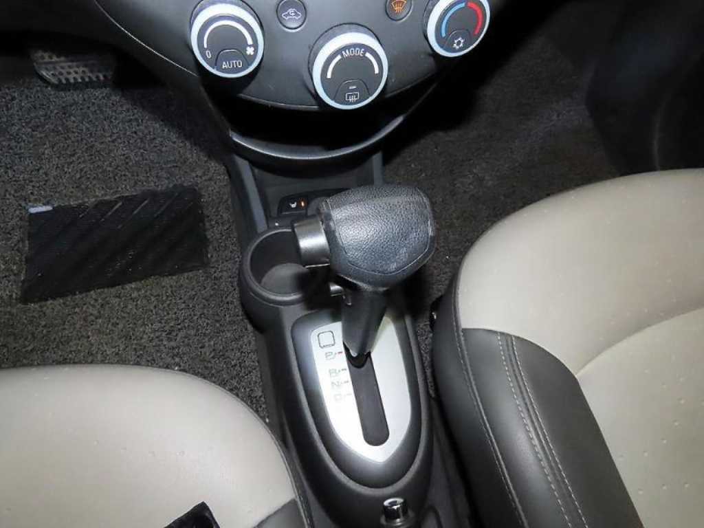 Chevrolet Spark - Vista 12