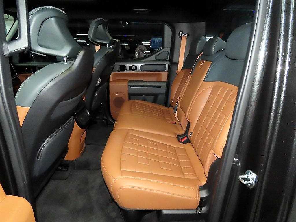 KIA Tasman - Vista 7