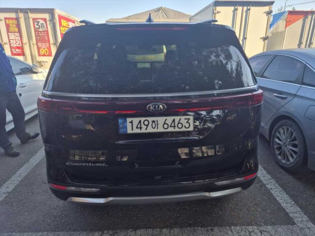 KIA Carnival - Vista 4