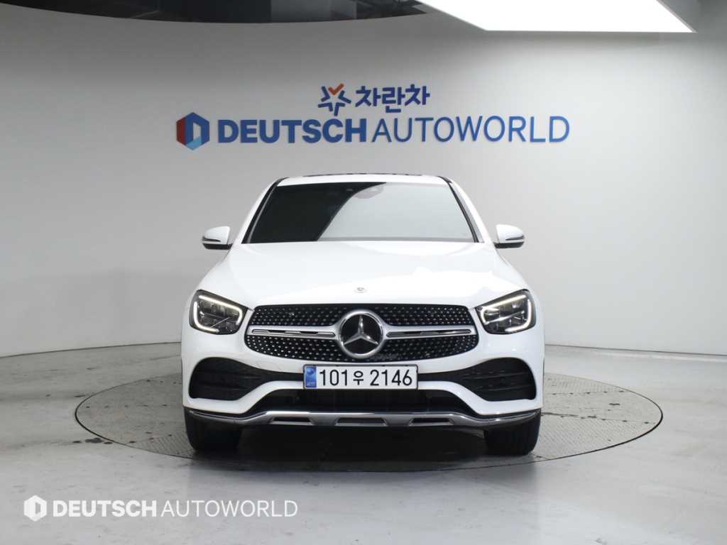 Mercedes Benz GLC Class - Vista 3