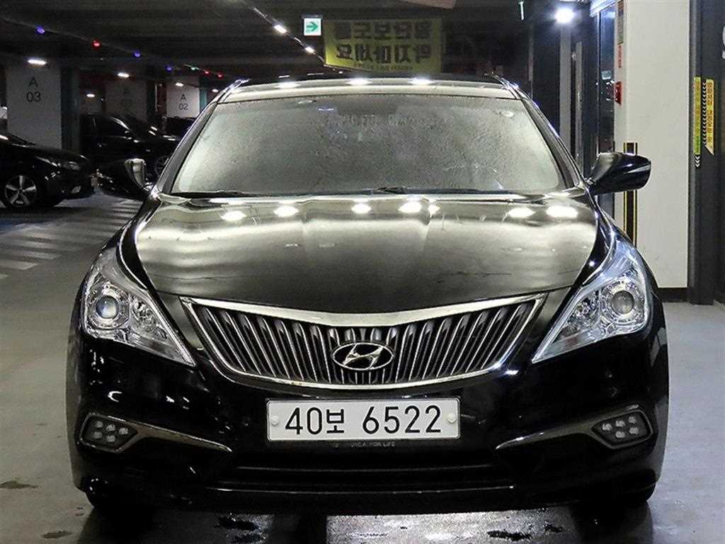HYUNDAI Grandeur - Vista 2