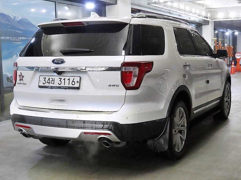 Ford Explorer - Vista 4