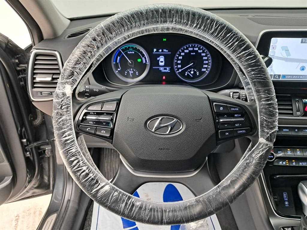 HYUNDAI Grandeur - Vista 7