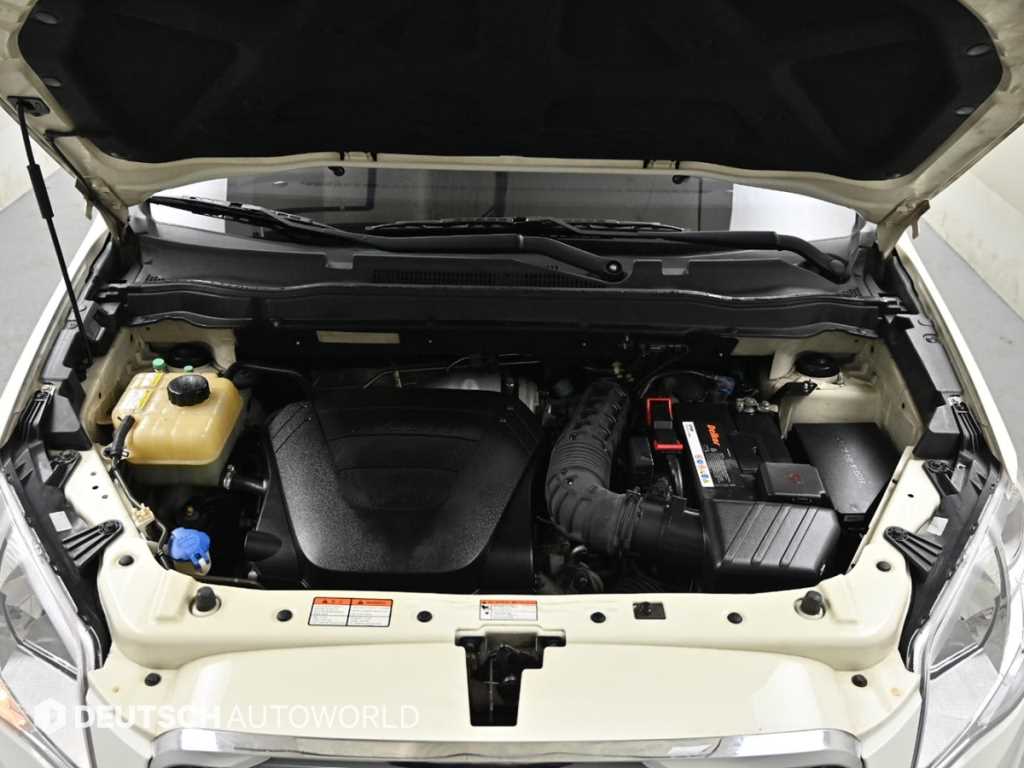 Ssangyong Korando - Vista 6