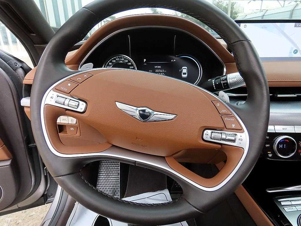 Genesis G80 - Vista 8